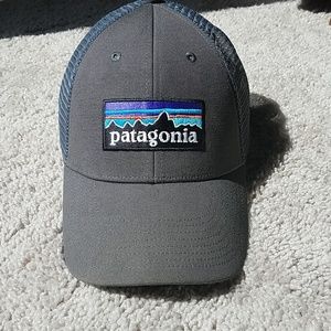 Patagonia P-6 Lopro Trucker Hat